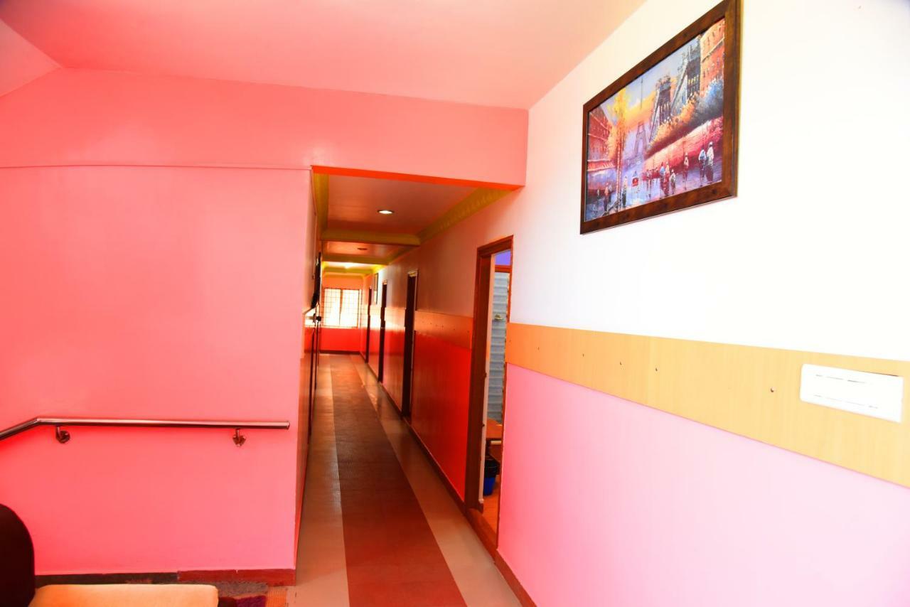 Hotel Housefinch Residency Dod Jala Bagian luar foto